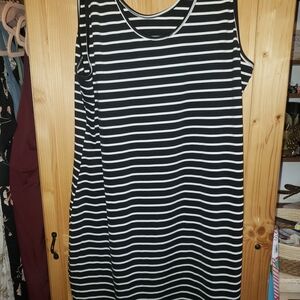 SHEIN Monochrome Striped Midi Dress